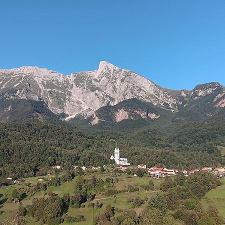 Apartma Pr Urarj Kobarid Bagian luar foto