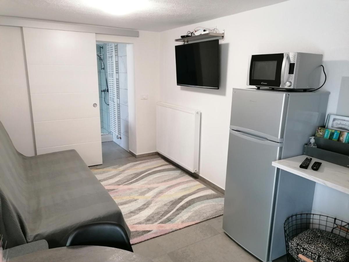 Apartma Pr Urarj Kobarid Bagian luar foto