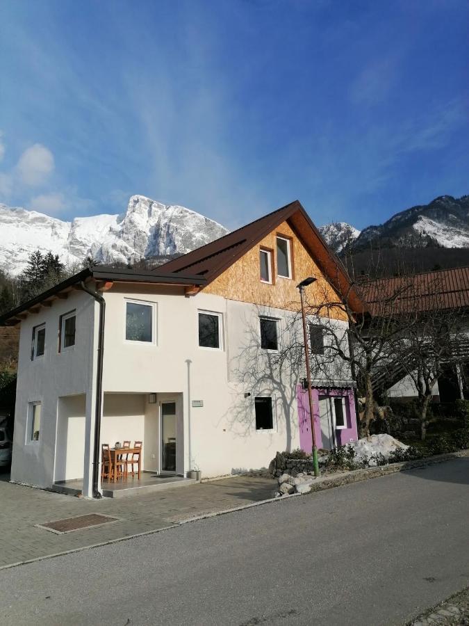 Apartma Pr Urarj Kobarid Bagian luar foto