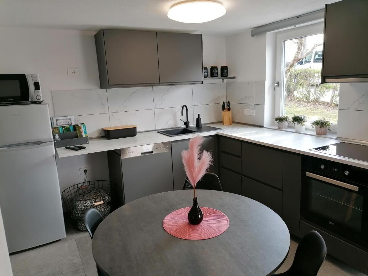 Apartma Pr Urarj Kobarid Bagian luar foto